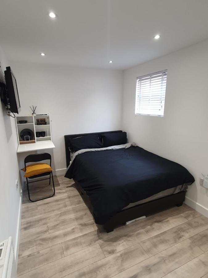 The Suite Grays Экстерьер фото